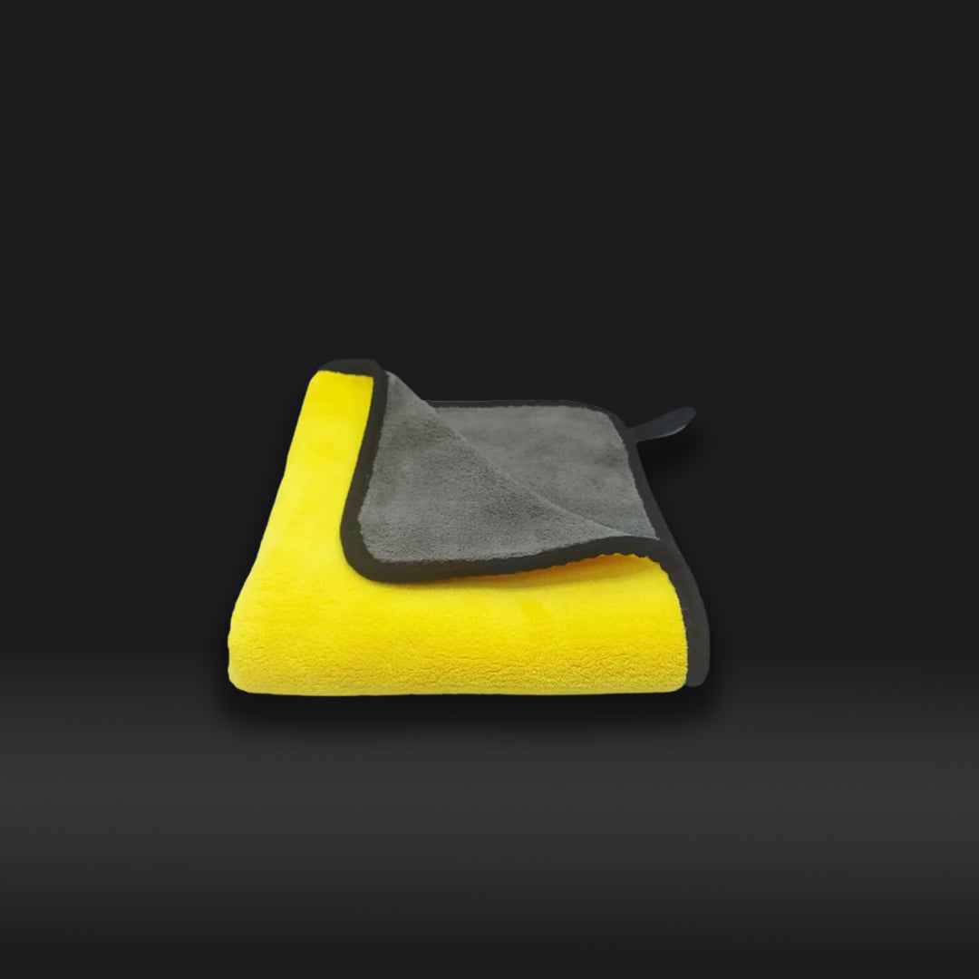Motix Pro Microfiber Towel 600 GSM (40 × 40)